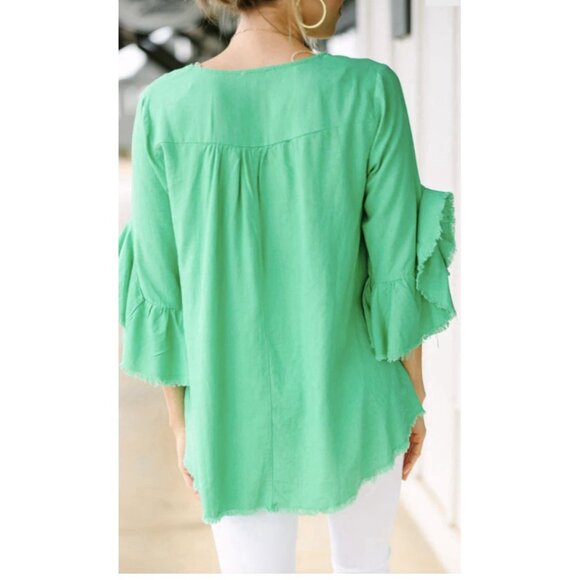 Umgee Top Womens Medium Bright Green Ruffle Bell Sleeve Linen Blend Fringe Hem - Picture 6 of 9
